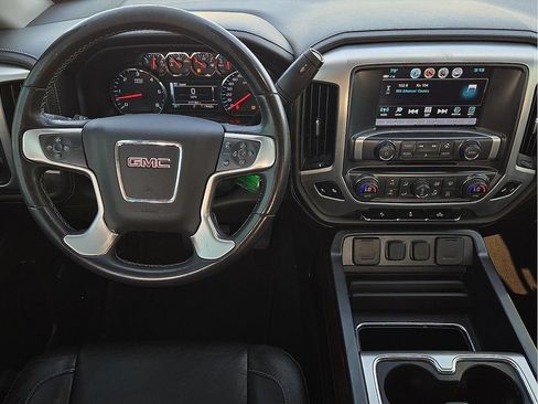 Used 2018 GMC Sierra 1500 SLT w/ Texas SLT Premium Package AWD/4WD image 9