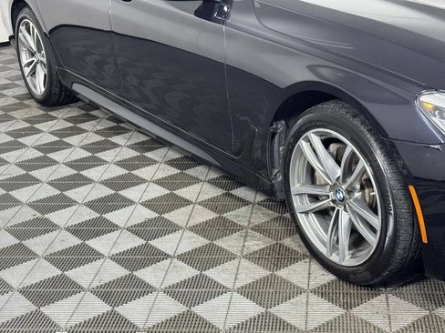 Used 2019 BMW 740i xDrive w/ Executive Package AWD/4WD image 12