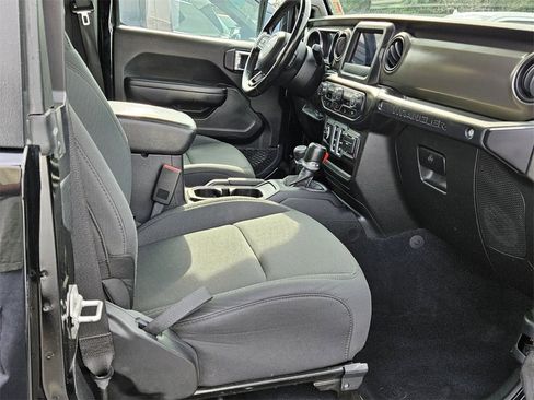 Used 2020 Jeep Wrangler Sport image 10