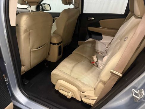 Used 2013 Dodge Journey American Value Package w/ Flexible Seating Group image 22