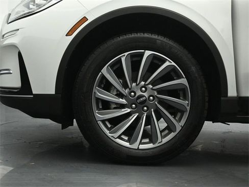 Certified 2023 Lincoln Corsair Reserve w/ Towing Package image 35