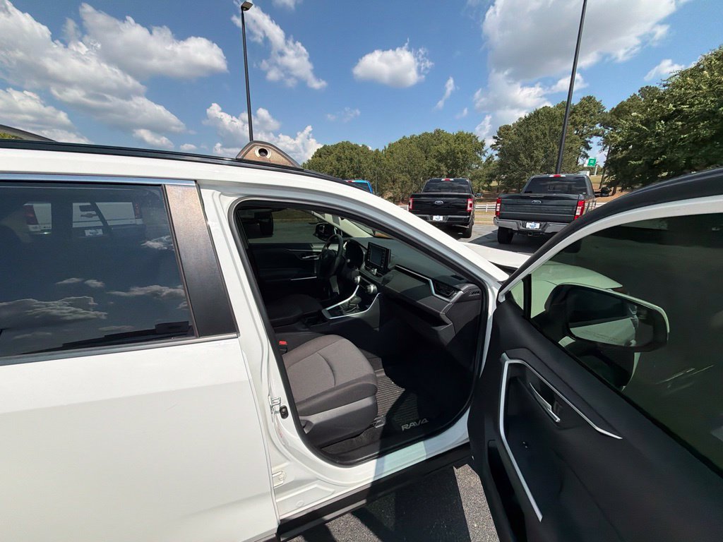 Used 2019 Toyota RAV4 XLE w/ All Weather Liner Package AWD/4WD image 13