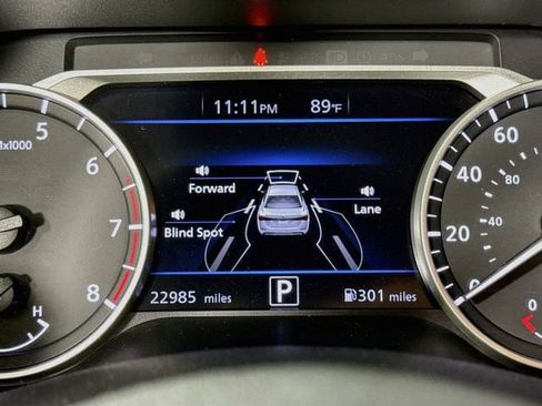 Used 2025 Nissan Sentra SV w/ All-Weather Package FWD image 12