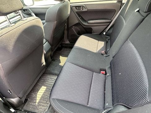 Used 2017 Subaru Forester 2.5i Premium AWD/4WD image 12