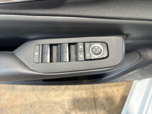 New 2026 Toyota Prius XSE image 13