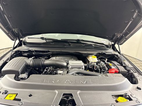 New 2026 RAM 1500 Laramie AWD/4WD image 23