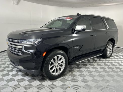 Used 2021 Chevrolet Tahoe Premier w/ Premium Package RWD image 4