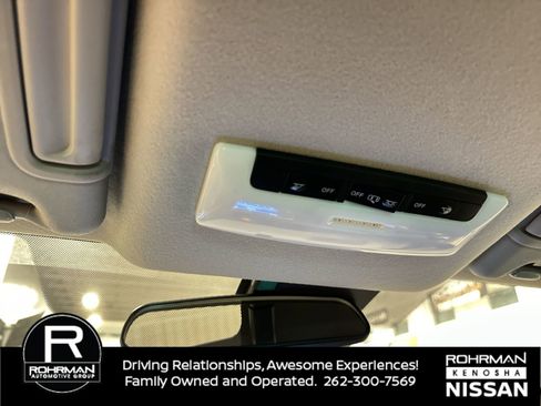 New 2025 Nissan Versa SV w/ Trunk Package image 10