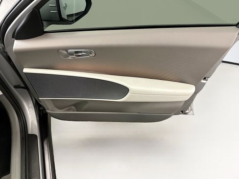 Used 2024 Hyundai Ioniq 6 SEL image 33