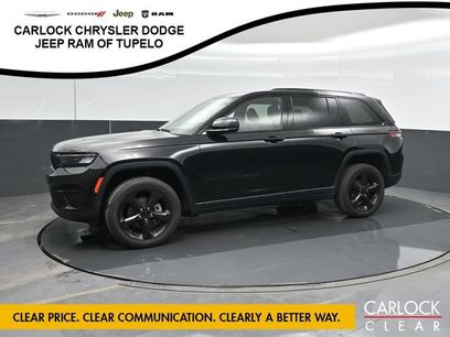 Used 2023 Jeep Grand Cherokee Altitude