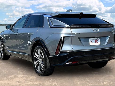 Used 2024 Cadillac Lyriq Luxury RWD image 6