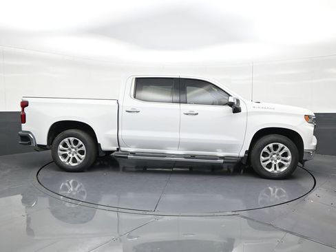 Used 2022 Chevrolet Silverado 1500 LTZ RWD image 6