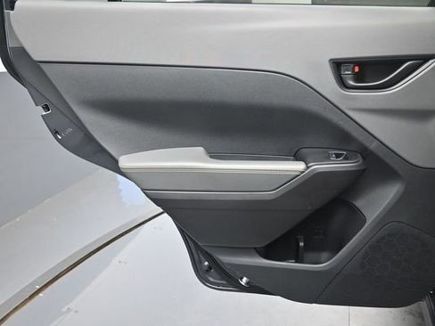 New 2026 Subaru Crosstrek 2.5i Sport w/ Popular Package #4A image 21