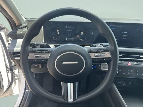 Used 2025 Hyundai Sonata SEL FWD image 15