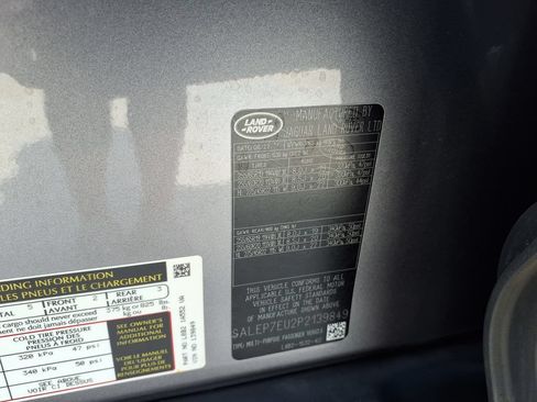 Used 2023 Land Rover Defender 110 SE AWD/4WD image 39