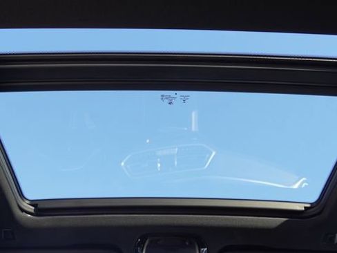 Used 2023 BMW X5 sDrive40i w/ M Sport Package image 17