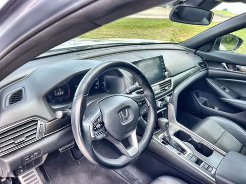 Used 2021 Honda Accord Sport image 15