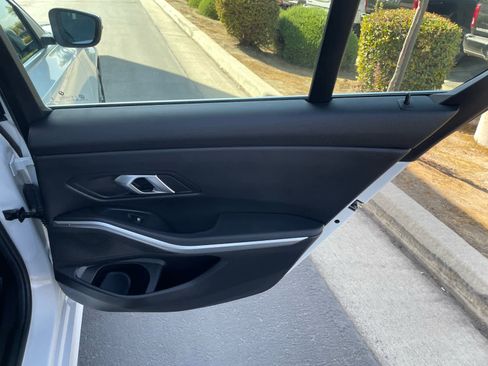 Used 2025 BMW 330i xDrive Sedan image 18