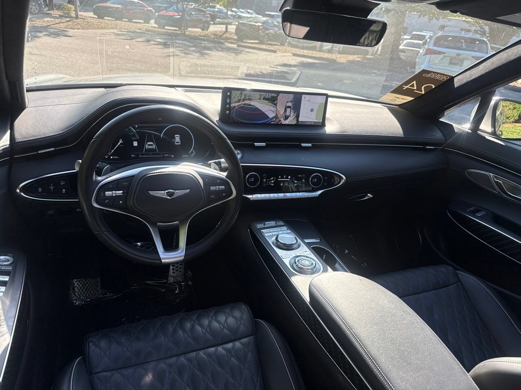 Used 2024 Genesis GV70 3.5T Sport w/ Sport Prestige Package AWD/4WD image 30