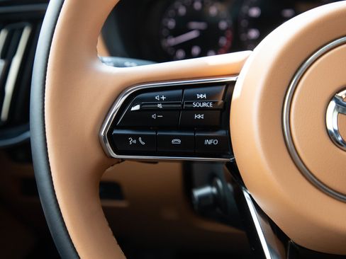 Certified 2024 MAZDA CX-90 3.3 Turbo S w/ Premium Plus AWD/4WD image 25