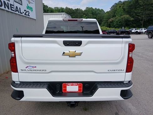 Used 2025 Chevrolet Silverado 1500 Custom RWD image 4