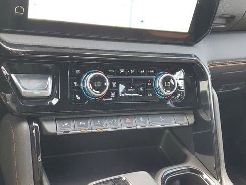 New 2026 GMC Sierra 1500 AT4 w/ Technology Package AWD/4WD image 25