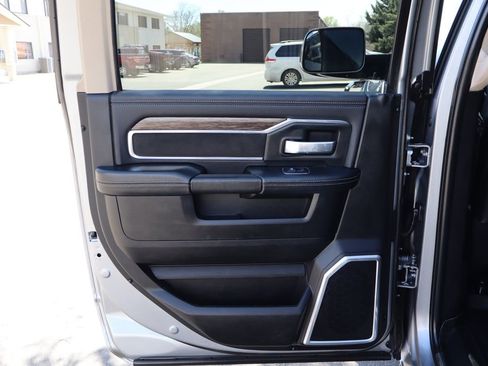 Used 2020 RAM 3500 Laramie AWD/4WD image 24