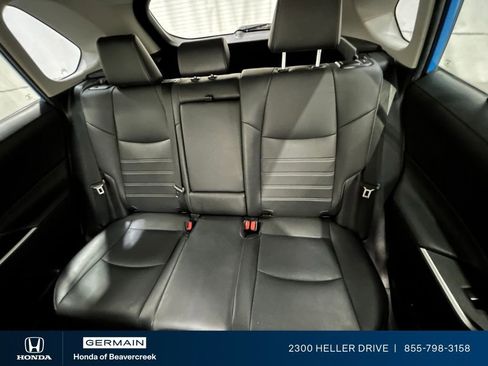 Used 2021 Toyota RAV4 XLE Premium image 28