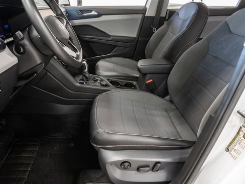 Used 2022 Volkswagen Taos SE AWD/4WD image 10