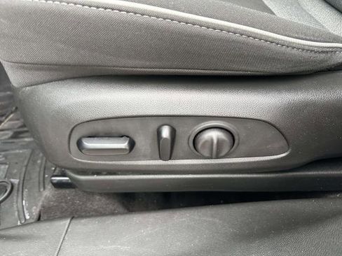 Certified 2022 Chevrolet TrailBlazer LT w/ Convenience Package image 6