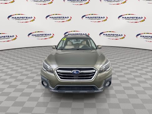 Used 2018 Subaru Outback 2.5i Limited w/ Popular Package #2 AWD/4WD image 3