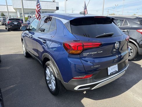 Used 2022 Buick Encore GX Preferred w/ Cold Weather Comfort Package image 5