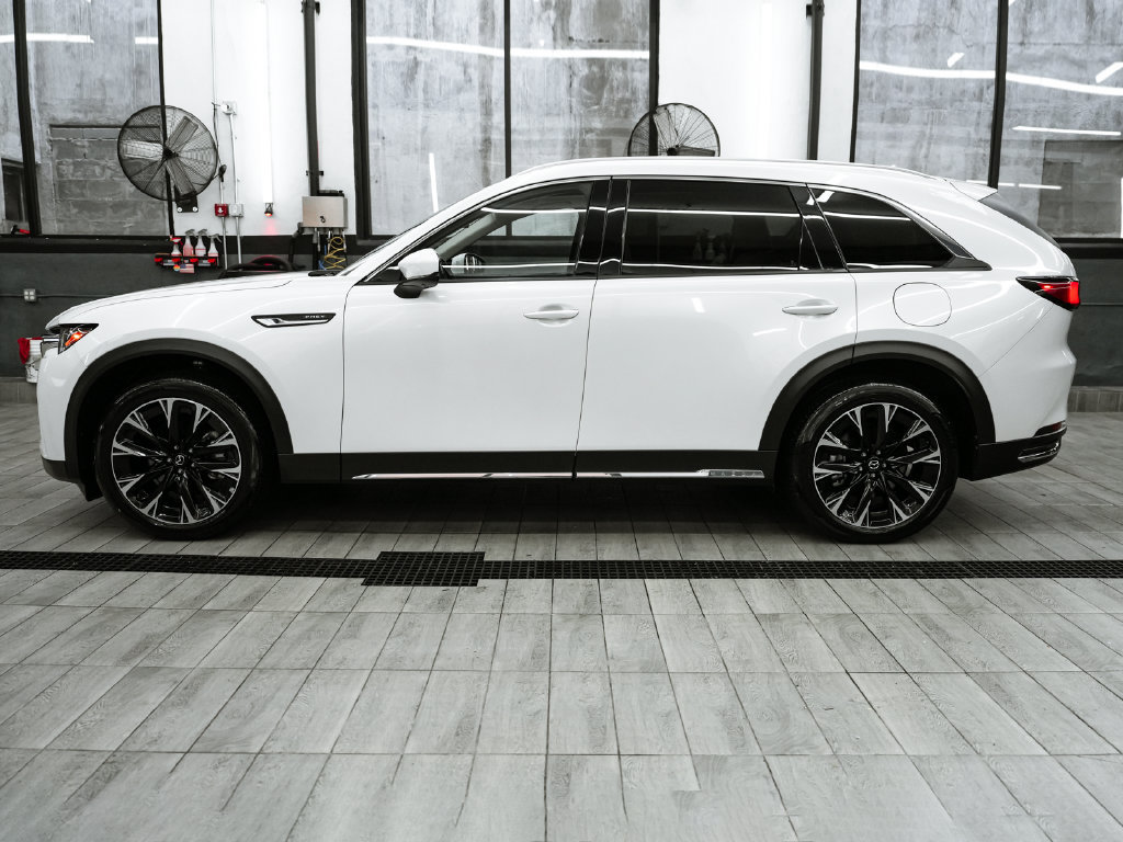 Used 2024 MAZDA CX-90 Plug-In Hybrid w/ Premium Plus AWD/4WD image 8