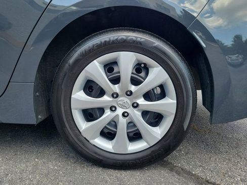 Used 2024 Toyota Corolla LE FWD image 7