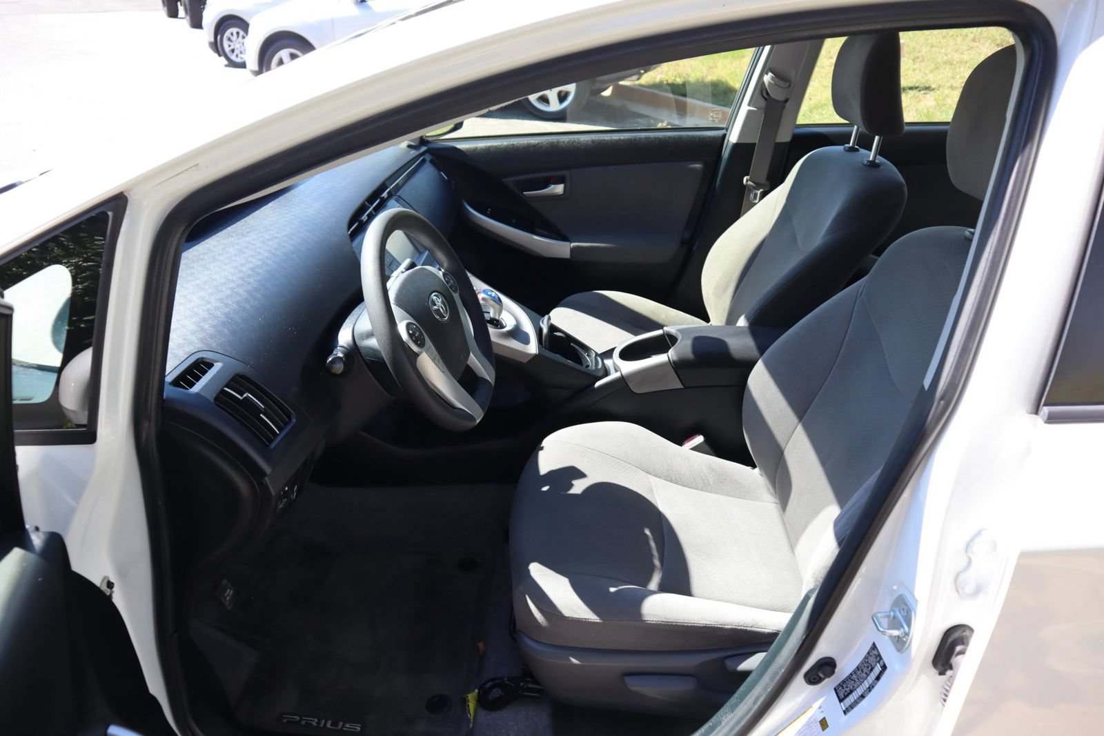 Used 2014 Toyota Prius Three FWD image 9