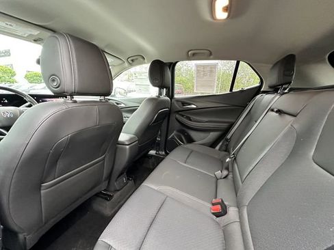 Used 2024 Buick Encore GX Preferred w/ Comfort Package FWD image 18