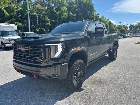 Used 2026 GMC Sierra 2500 AT4X AWD/4WD image 5