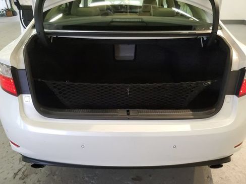 Used 2013 Lexus ES 350 w/ Luxury Pkg FWD image 6