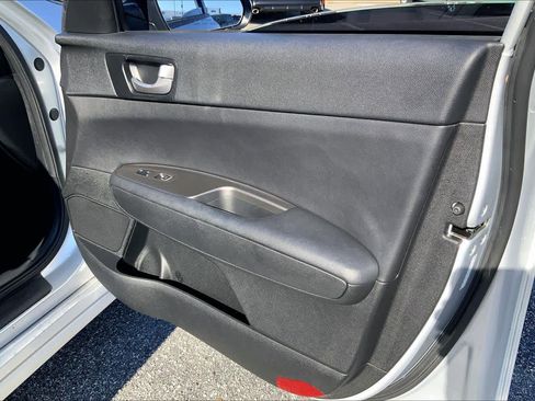 Used 2020 Kia Optima LX image 22