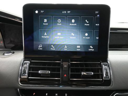 Used 2019 Lincoln Navigator Select RWD image 9