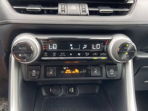 Used 2025 Toyota RAV4 XLE Premium w/ Weather Package FWD image 41