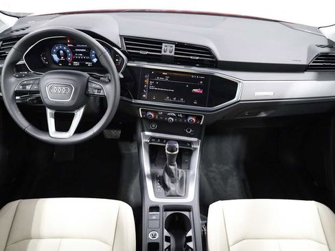 Certified 2025 Audi Q3 2.0T Premium Plus w/ Premium Plus Package AWD/4WD image 24