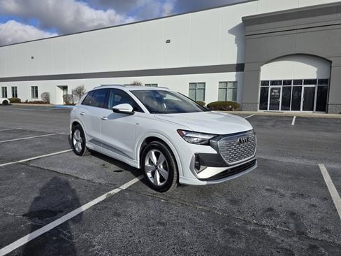 Used 2024 Audi Q4 e-tron Premium Plus w/ Premium Plus image 61