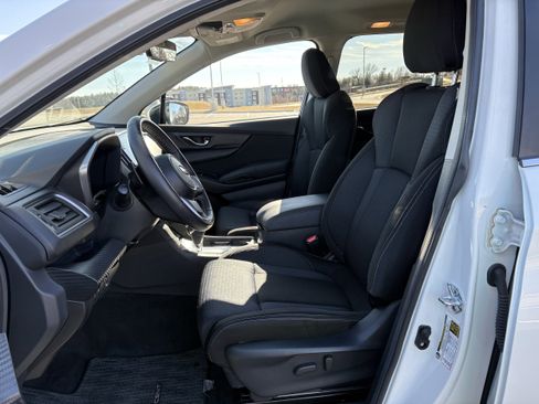 Used 2024 Subaru Ascent Premium w/ Convenience Package image 26