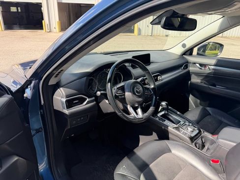 Used 2019 MAZDA CX-5 Touring FWD image 9