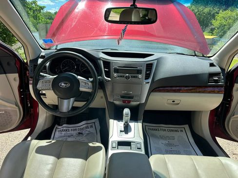 Used 2011 Subaru Outback 2.5i Limited w/ PWR Moonroof Pkg AWD/4WD image 15