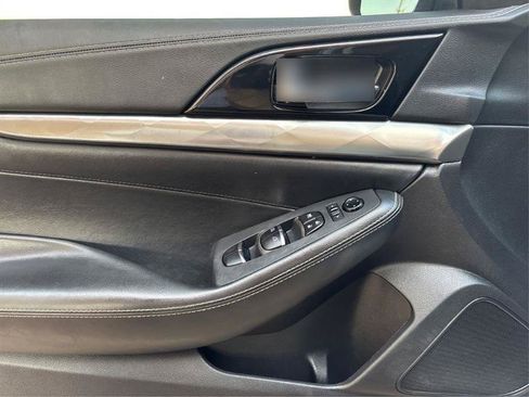 Used 2021 Nissan Maxima 3.5 SV w/ Floor Mat Group FWD image 19