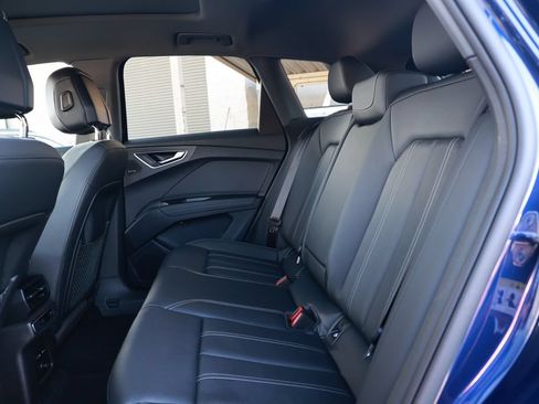 Used 2023 Audi Q4 e-tron Premium Plus w/ Premium Plus RWD image 34
