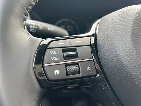 New 2026 Honda HR-V EX-L image 18