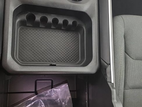 Used 2021 RAM 1500 Big Horn AWD/4WD image 25
